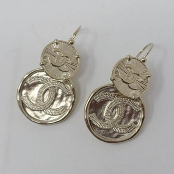 CHANEL Jewelry - Chanel Women's 22P Free Spirit CC Logo Gold Tone Coin Dangle Drop Hoop Earrings